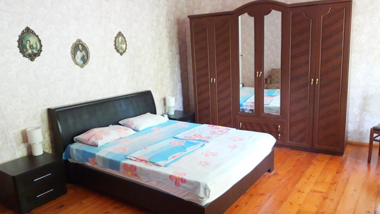 Pospolita Guest House คูทายสิ ภายนอก รูปภาพ