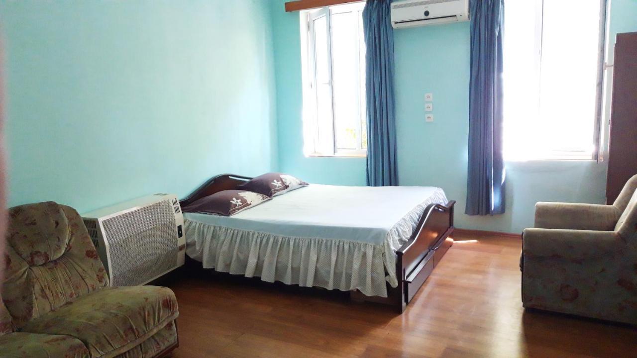 Pospolita Guest House คูทายสิ ภายนอก รูปภาพ