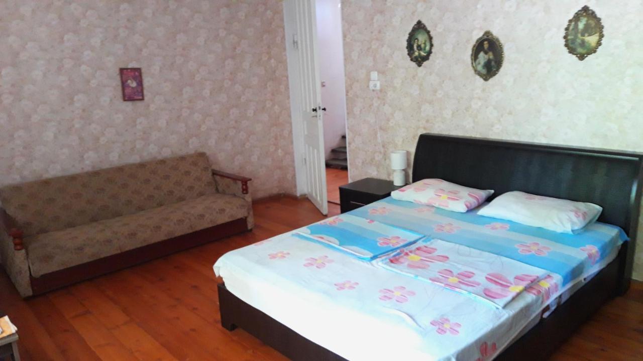 Pospolita Guest House คูทายสิ ภายนอก รูปภาพ