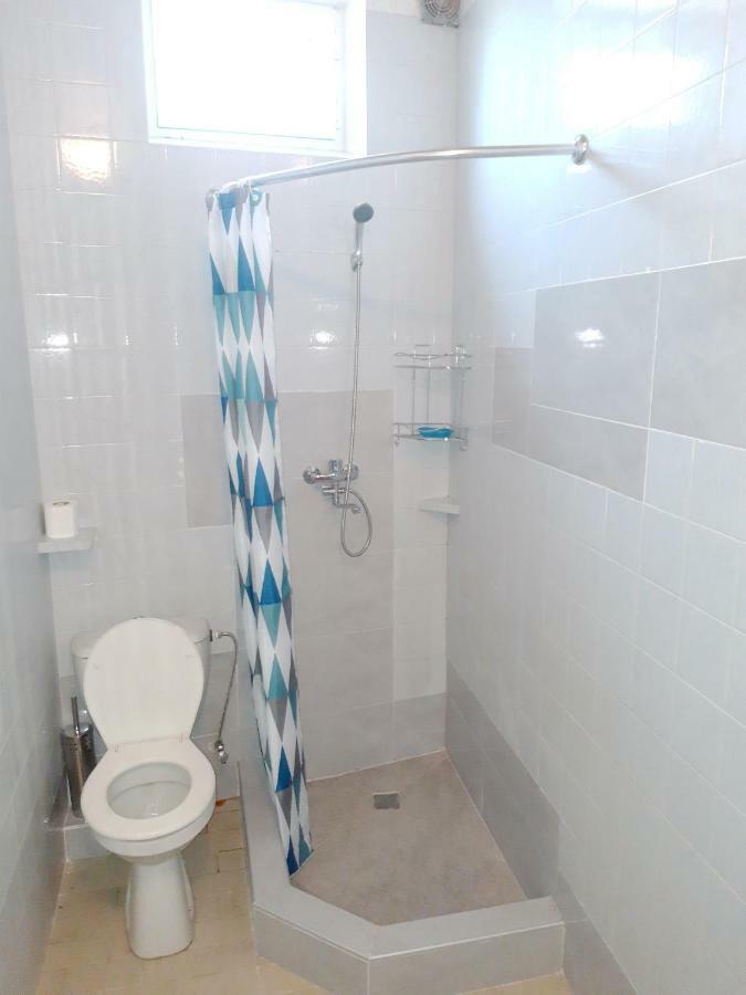 Pospolita Guest House คูทายสิ ภายนอก รูปภาพ