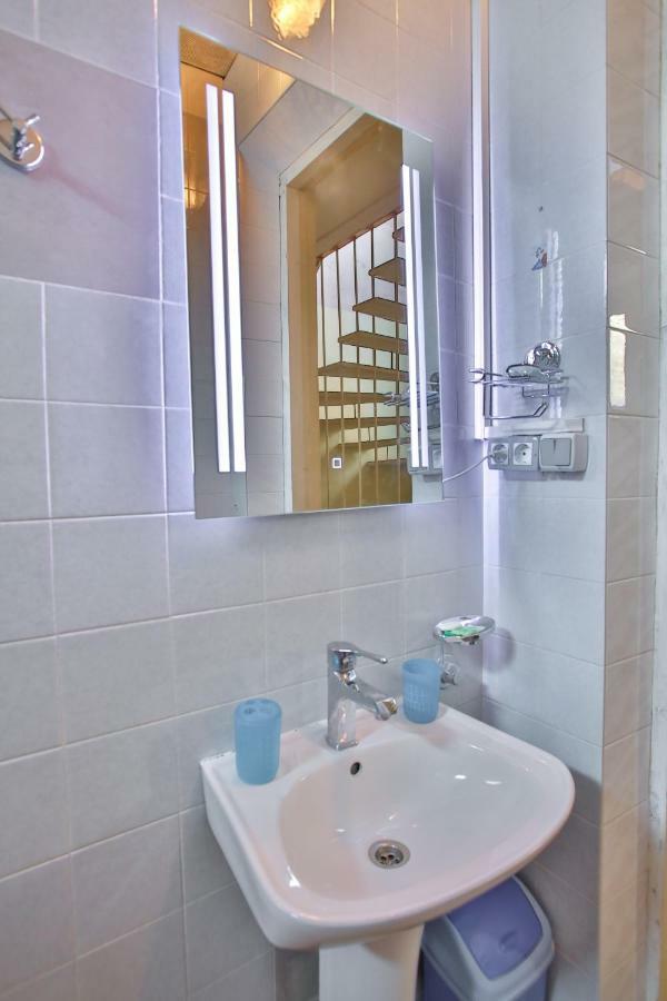 Pospolita Guest House คูทายสิ ภายนอก รูปภาพ