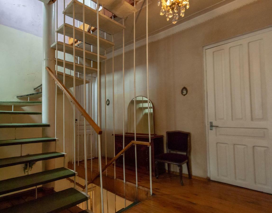 Pospolita Guest House คูทายสิ ภายนอก รูปภาพ