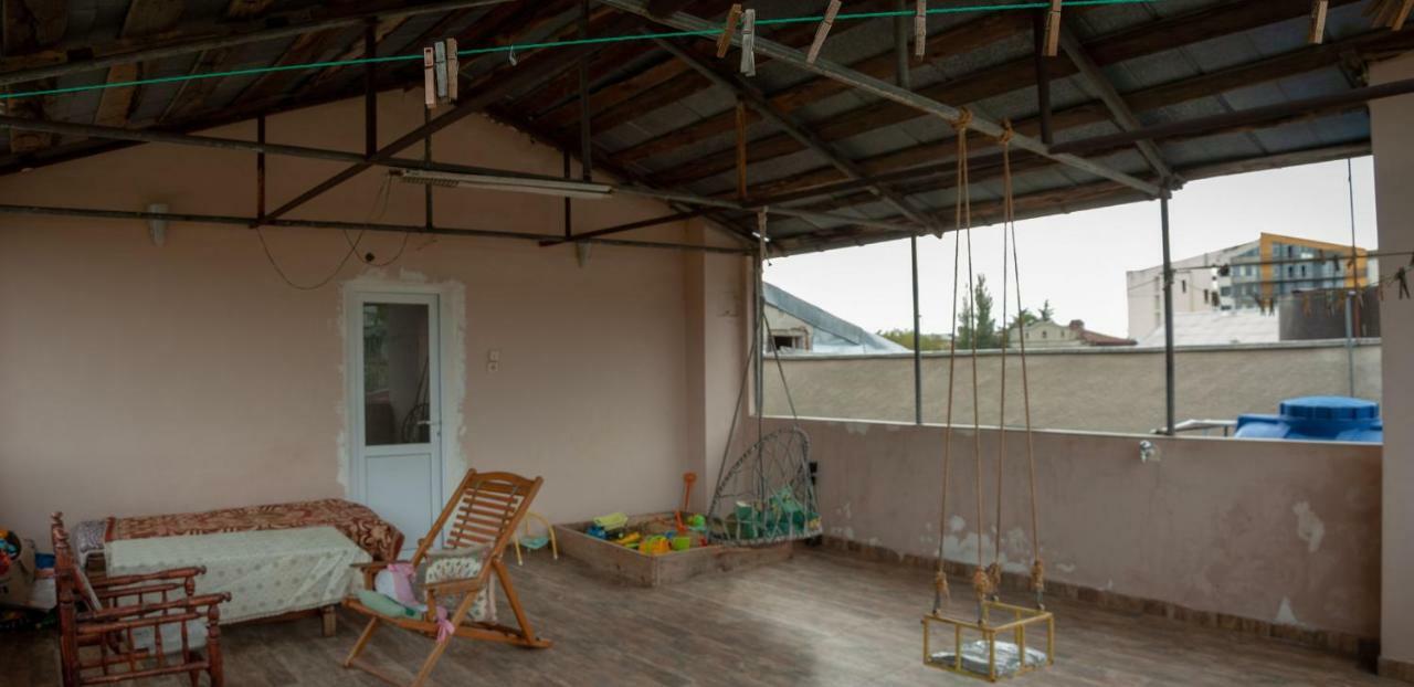 Pospolita Guest House คูทายสิ ภายนอก รูปภาพ